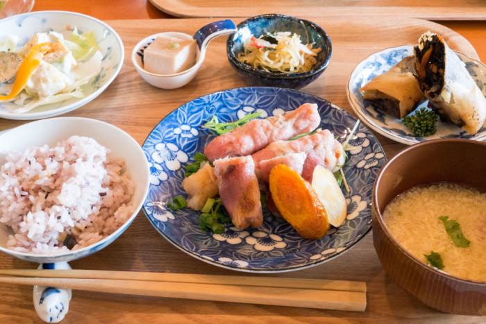 カフェ「マルイケ」ランチメニュー